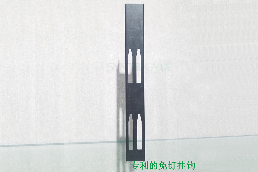 興鐵干掛式鋼制復合墻板專利龍骨