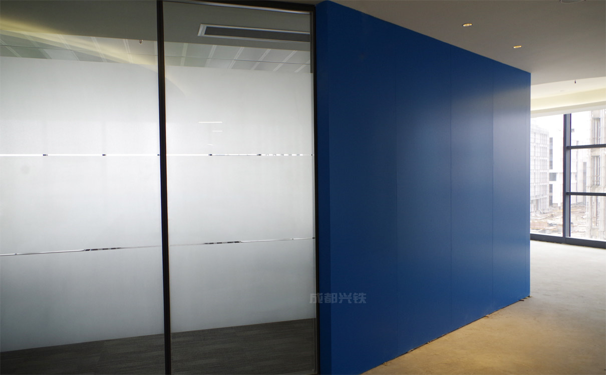 多種色彩定制鋼制復合墻板.jpg 多種色彩定制鋼制復合墻板.jpg